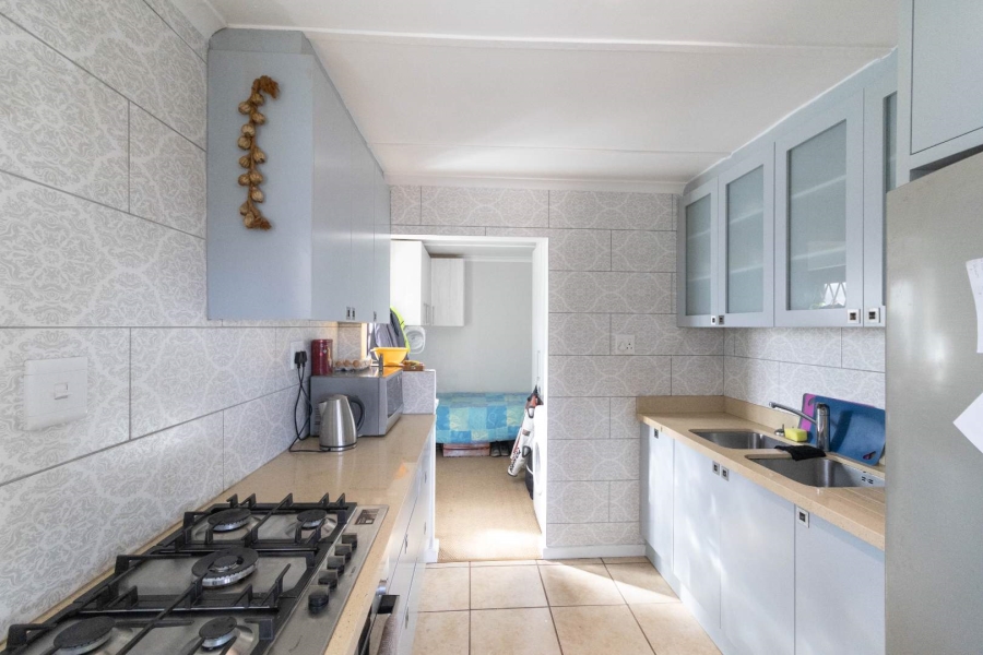 4 Bedroom Property for Sale in Sandbaai Western Cape